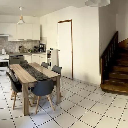 Gite Des Halles : 4-6 Pers. Maison De Bourg. Saint-Pierre-des-Nids Exterior photo
