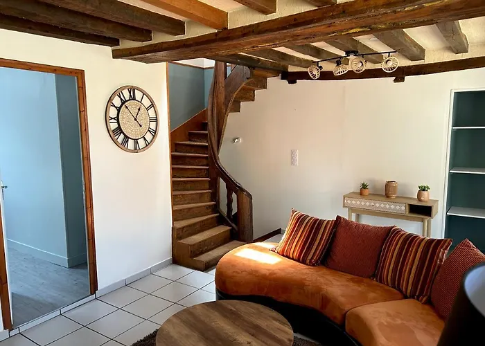 Gite Des Halles : 4-6 Pers. Maison De Bourg.